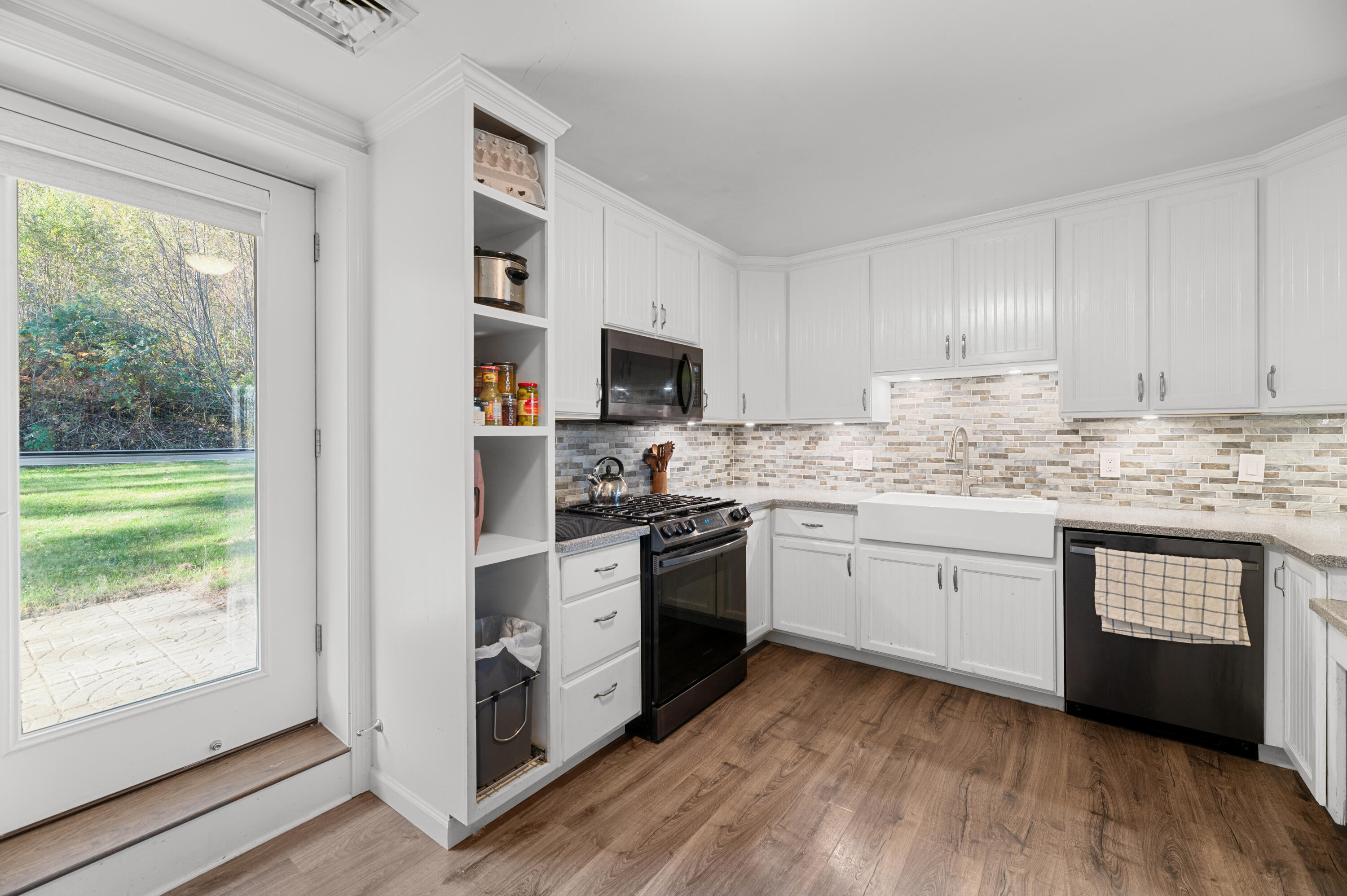 61 Turner Street Canton, ME 04221 - Photo 6 of 18 DSC_5689