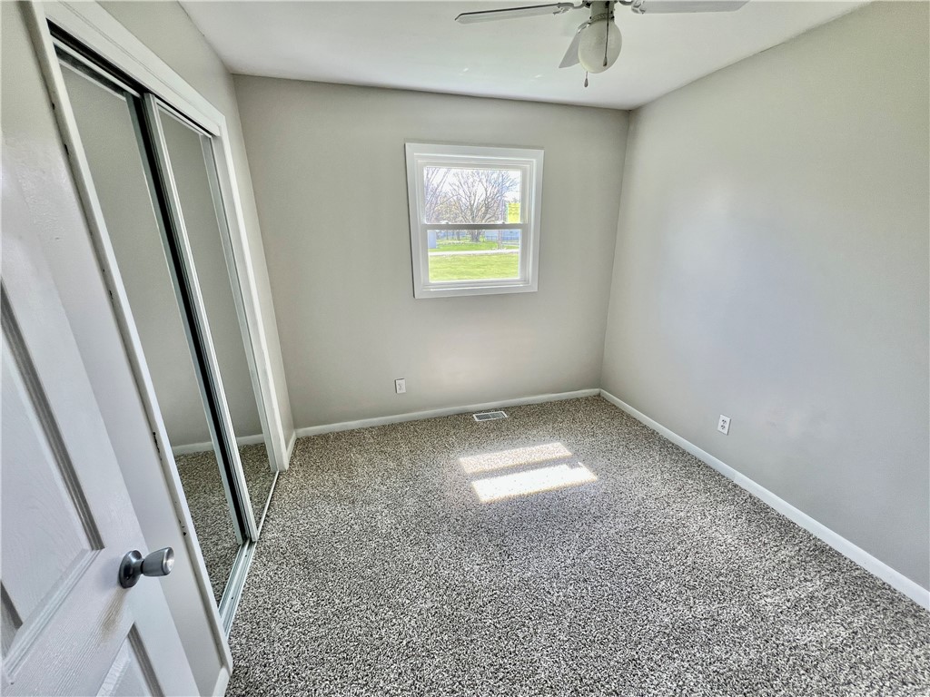1272 South Lake Ridge Avenue Decatur, IL 62521 - Photo 13 of 20 a view of an empty room