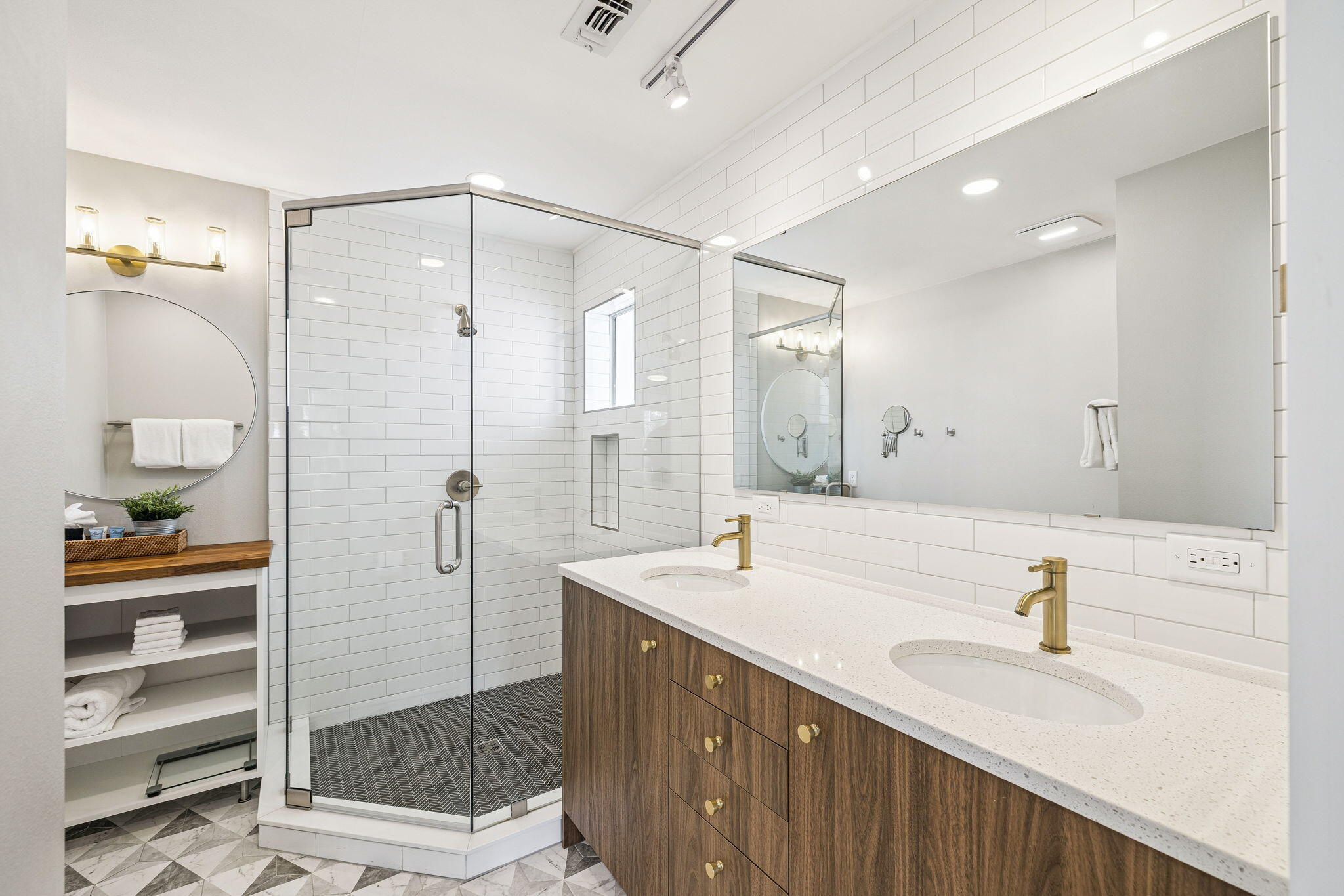 139 Dalton Drive Santa Rosa Beach, FL 32459 - Photo 28 of 65 Primary Bathroom