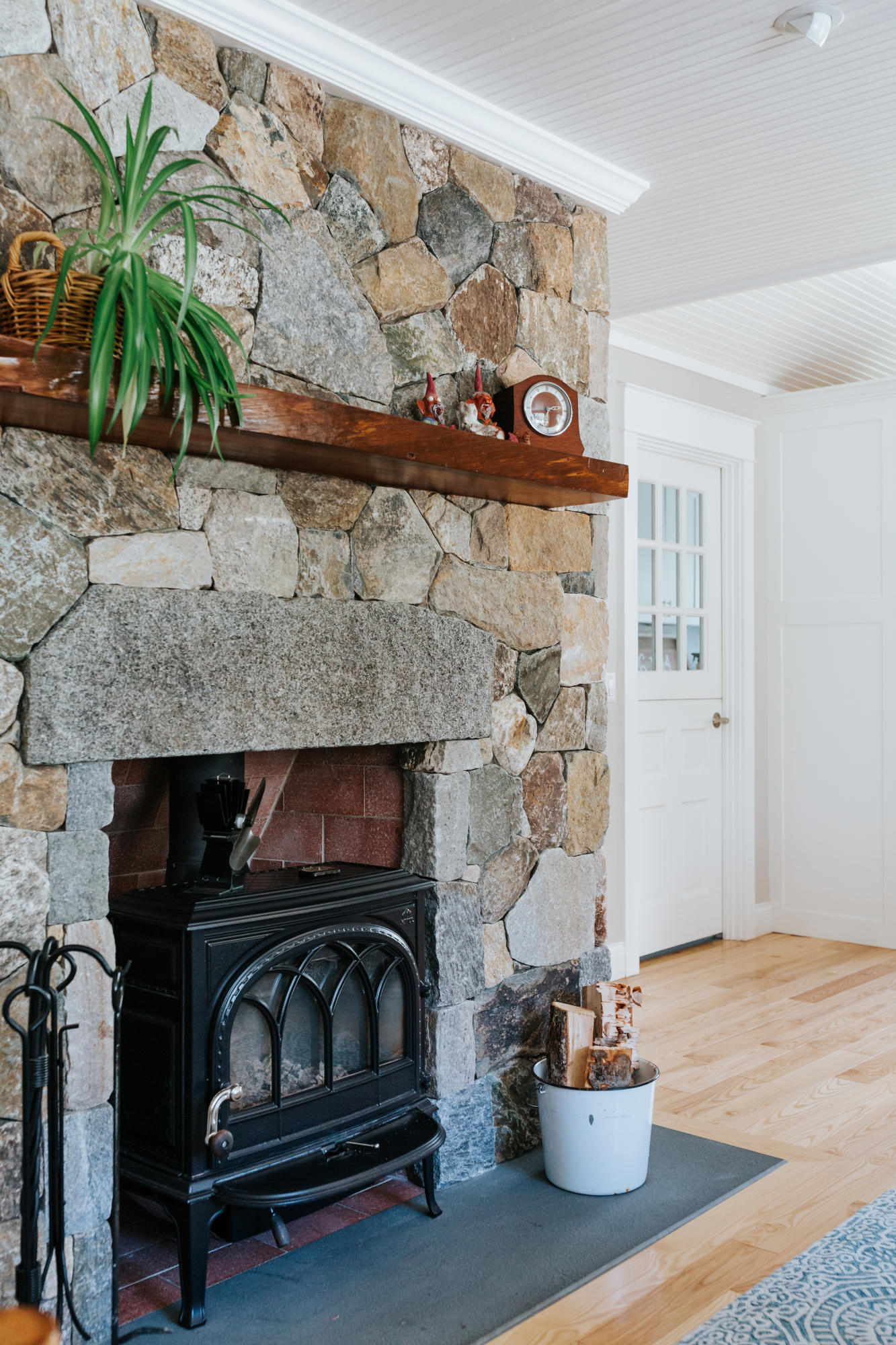 853 Mere Point Road Brunswick, ME 04011 - Photo 12 of 40 853_Merepoint_Rd-031