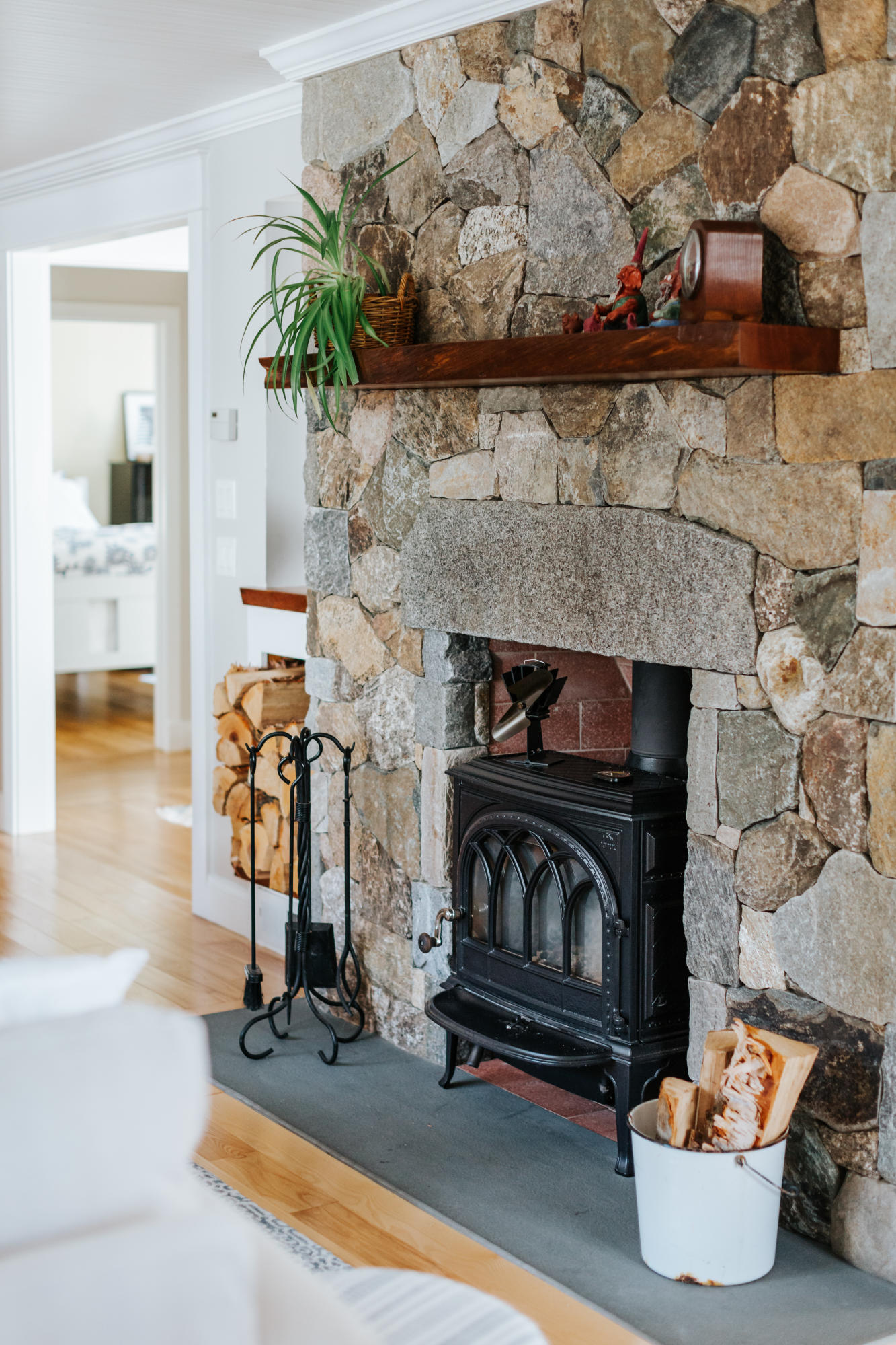 853 Mere Point Road Brunswick, ME 04011 - Photo 16 of 40 853_Merepoint_Rd-035