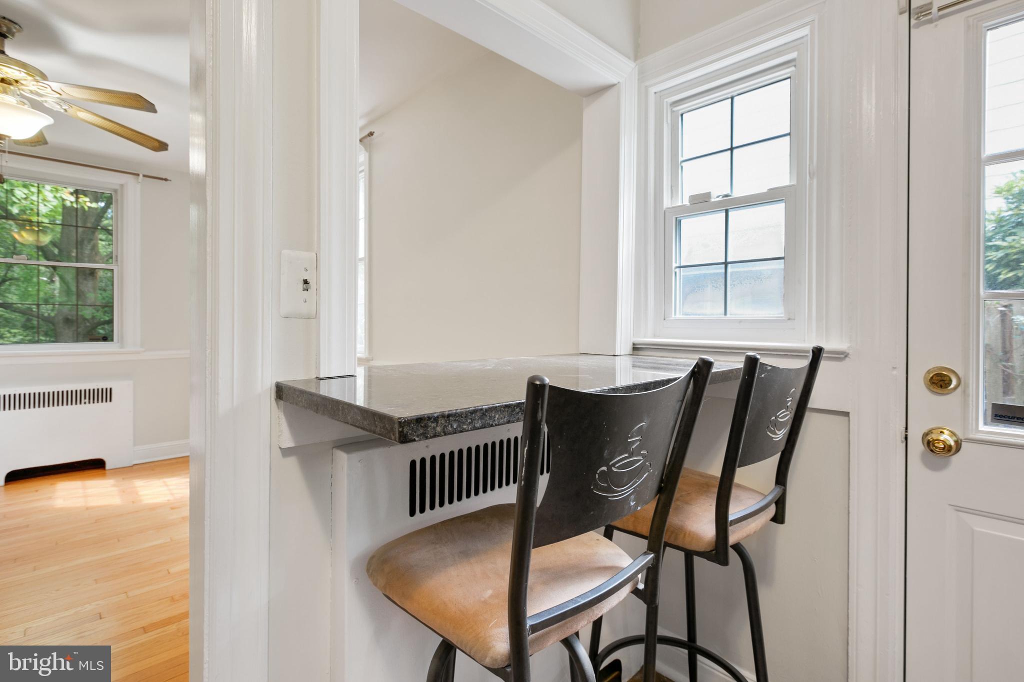 4619 Briarclift Road Baltimore, MD 21229 - Photo 13 of 39 Granite Breakfast Bar