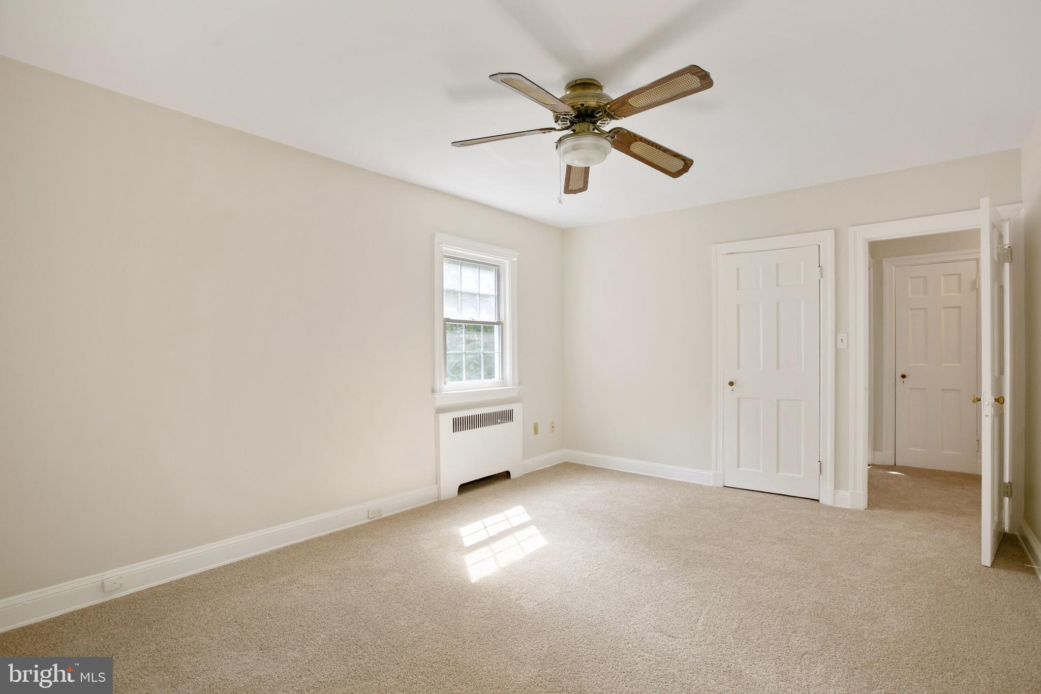 4619 Briarclift Road Baltimore, MD 21229 - Photo 15 of 39 Primary Bedroom-New Carpet & Paint