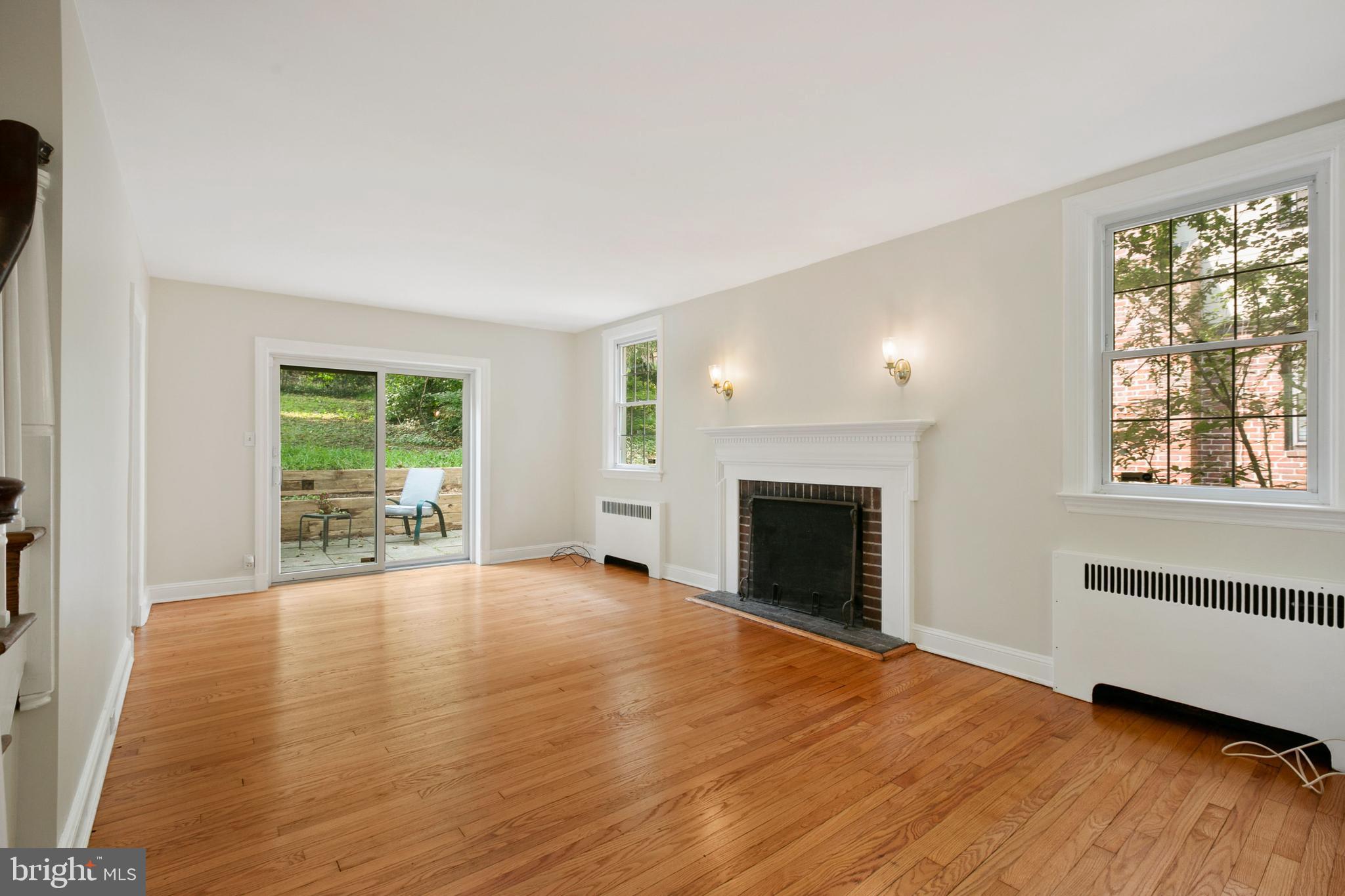4619 Briarclift Road Baltimore, MD 21229 - Photo 4 of 39 Wood Burning Fireplace