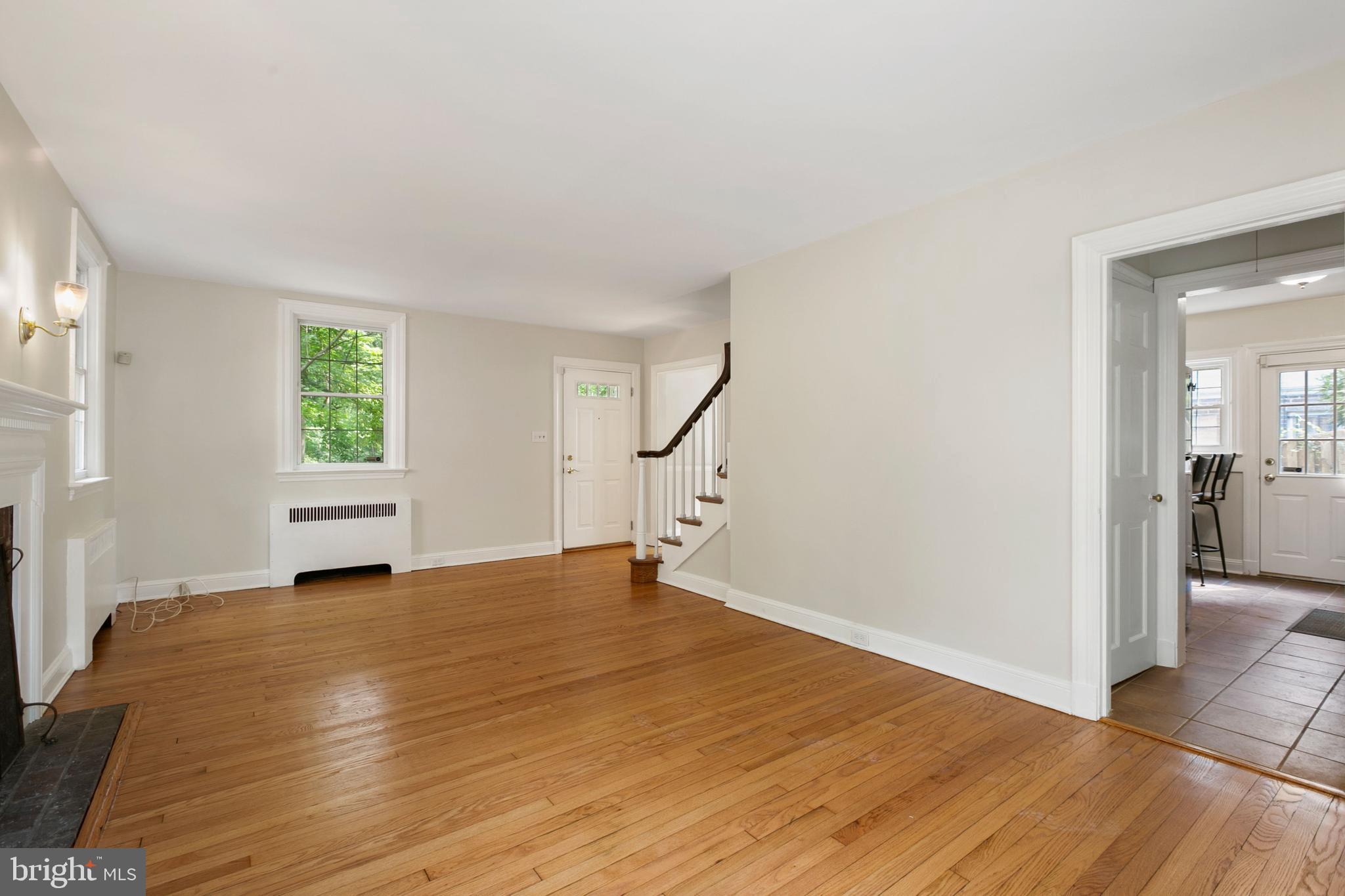 4619 Briarclift Road Baltimore, MD 21229 - Photo 5 of 39 Beautifully refinished Hardwood Floors (Sept 2021)