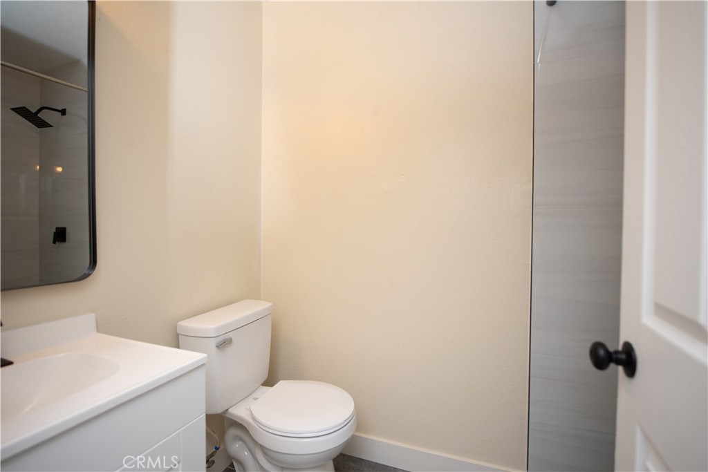 12212 Kiowa Road, Unit 4 Apple Valley, CA 92308 - Photo 9 of 13