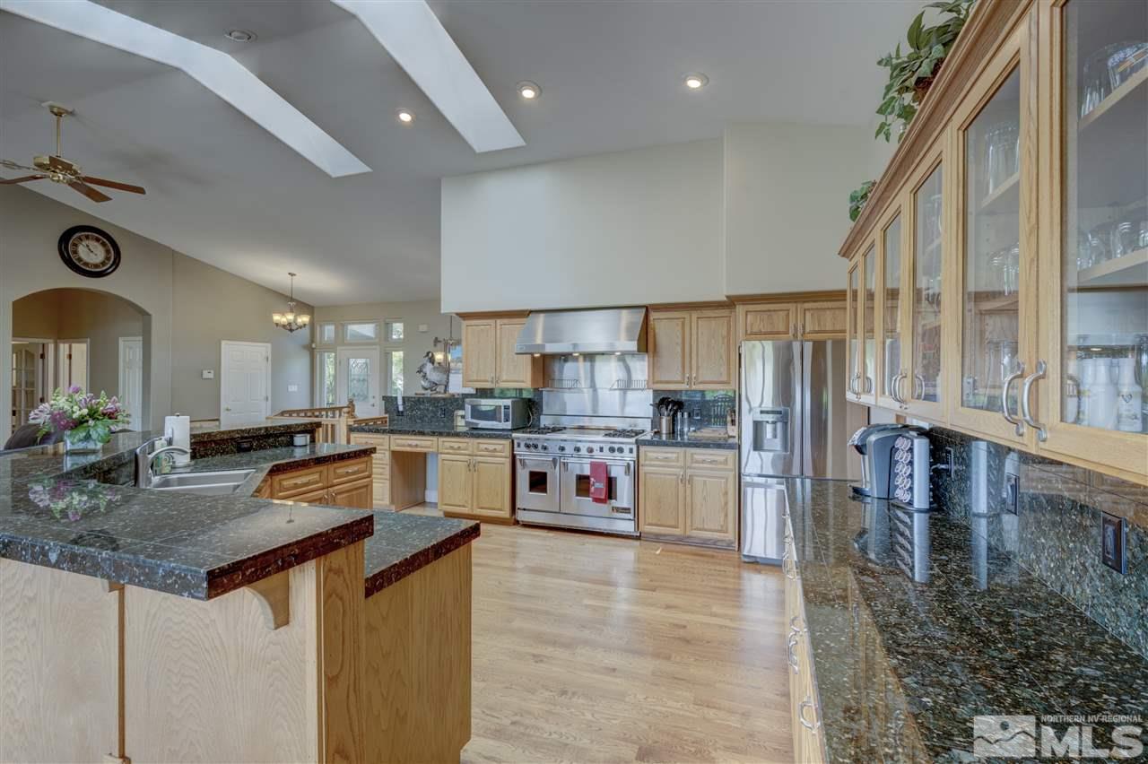 40 Desert Willow Way Reno, NV 89511 - Photo 9 of 34 Photo 9