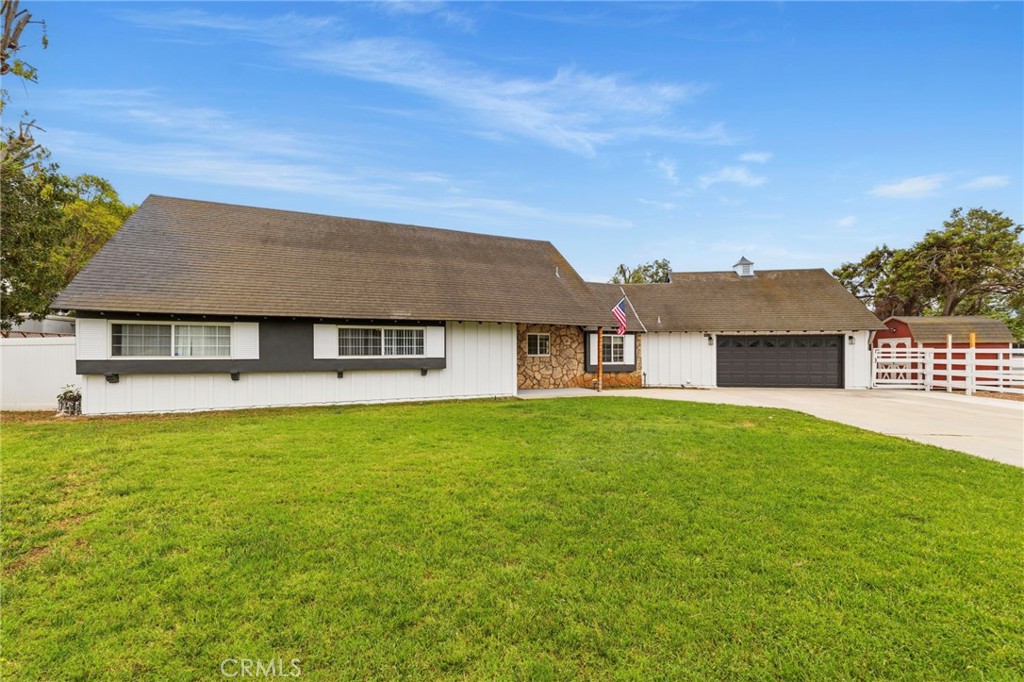 3330 Kips Korner Road Norco, CA 92860 - Photo 5 of 69