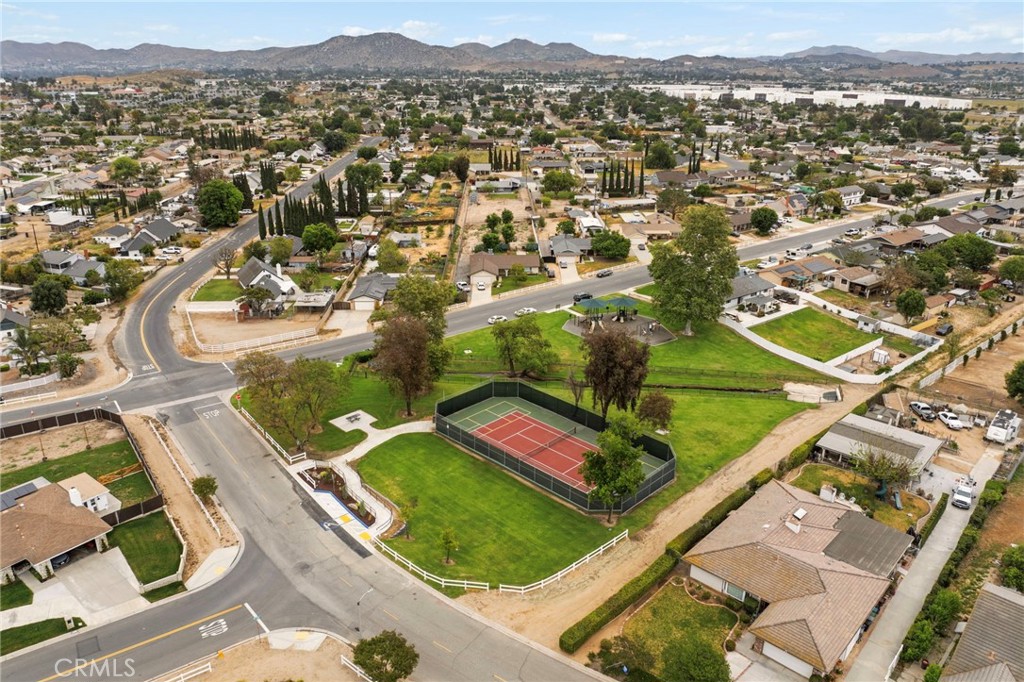 3330 Kips Korner Road Norco, CA 92860 - Photo 7 of 69