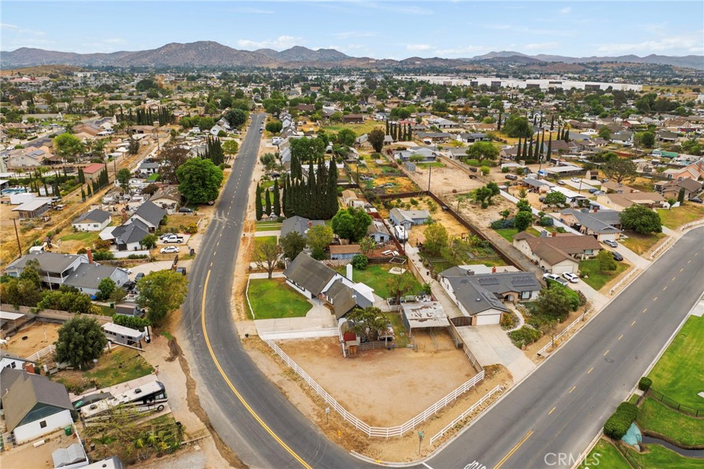 3330 Kips Korner Road Norco, CA 92860 - Photo 8 of 69