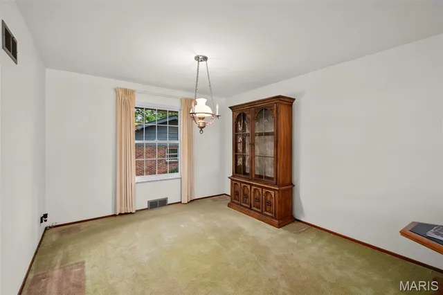 $365,000 | 5837 Oak Forest Lane, St. Louis, MO 63128