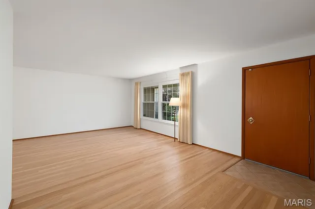 $365,000 | 5837 Oak Forest Lane, St. Louis, MO 63128