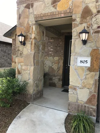 $2,100 | 805 Melda Street, Leander, TX 78641