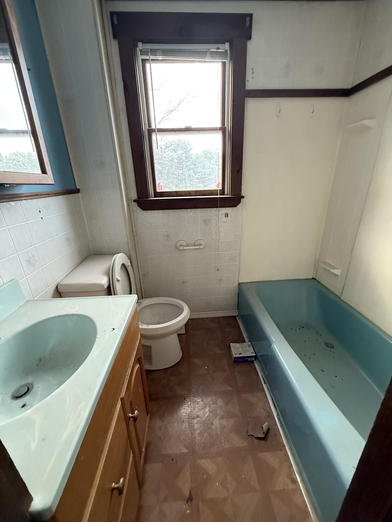 17 Walker Road Mechanic Falls, ME 04256 - Photo 9 of 34 IMG_7343