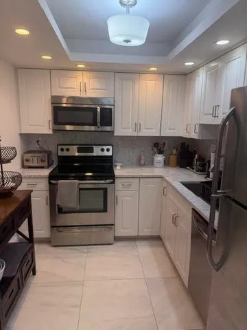 $6,500 | 3215 South Ocean Boulevard, Unit 210, Highland Beach, FL 33487