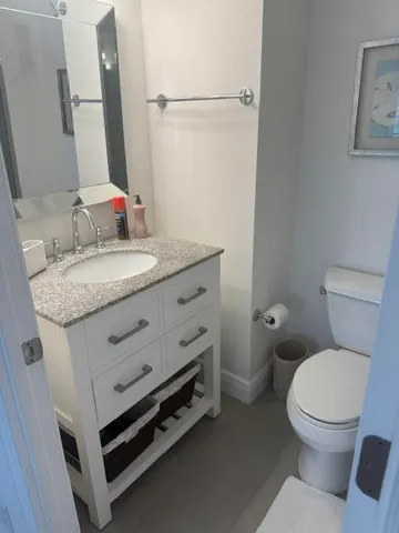 $6,500 | 3215 South Ocean Boulevard, Unit 210, Highland Beach, FL 33487