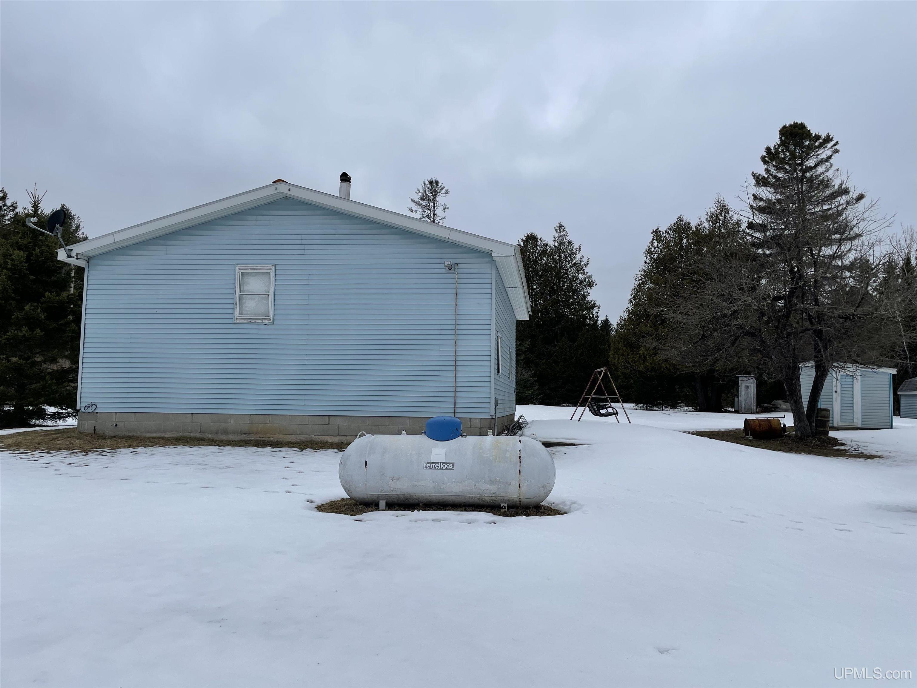 11128 Co Road Rapid River, MI 49878 - Photo 94 of 97