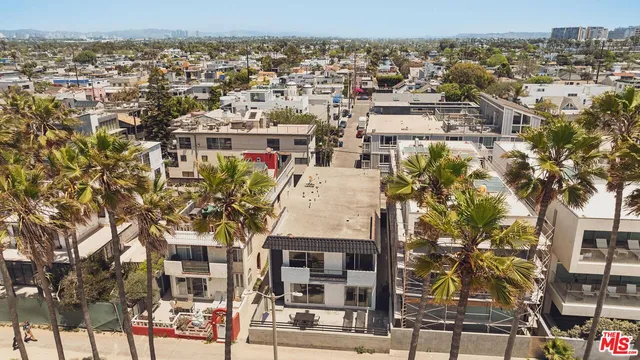 $8,750,000 | 2609 Ocean Front Walk, Venice, CA 90291
