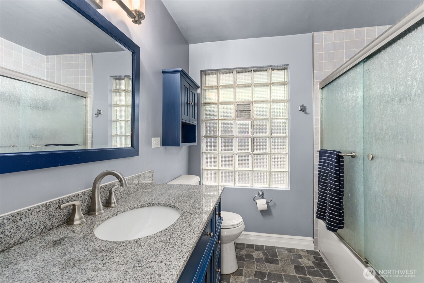 809 K Street Centralia, WA 98531 - Photo 20 of 35