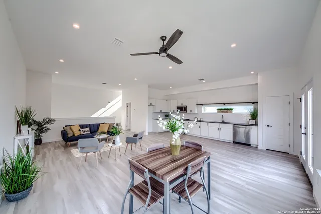 $2,300 | 675 Hummingbird Hill, Canyon Lake, TX 78133