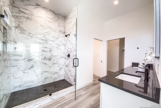 $2,300 | 675 Hummingbird Hill, Canyon Lake, TX 78133