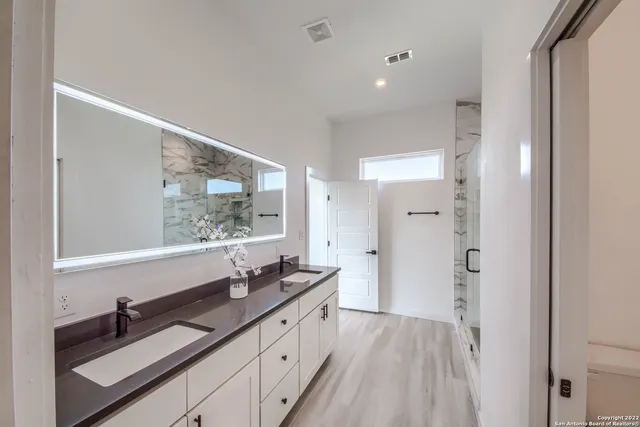 $2,300 | 675 Hummingbird Hill, Canyon Lake, TX 78133