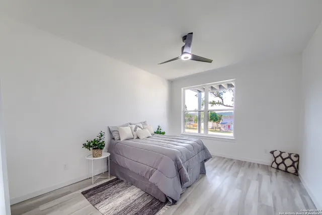 $2,300 | 675 Hummingbird Hill, Canyon Lake, TX 78133