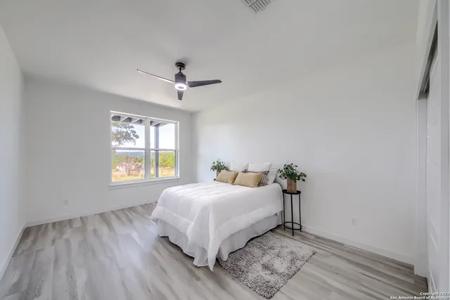 $2,300 | 675 Hummingbird Hill, Canyon Lake, TX 78133