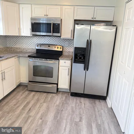 $2,490 | 2423 West Rosecroft Village Circle, Oxon Hill, MD 20745