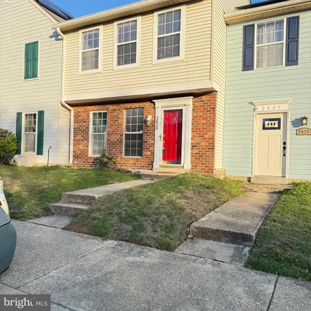 $2,490 | 2423 West Rosecroft Village Circle, Oxon Hill, MD 20745