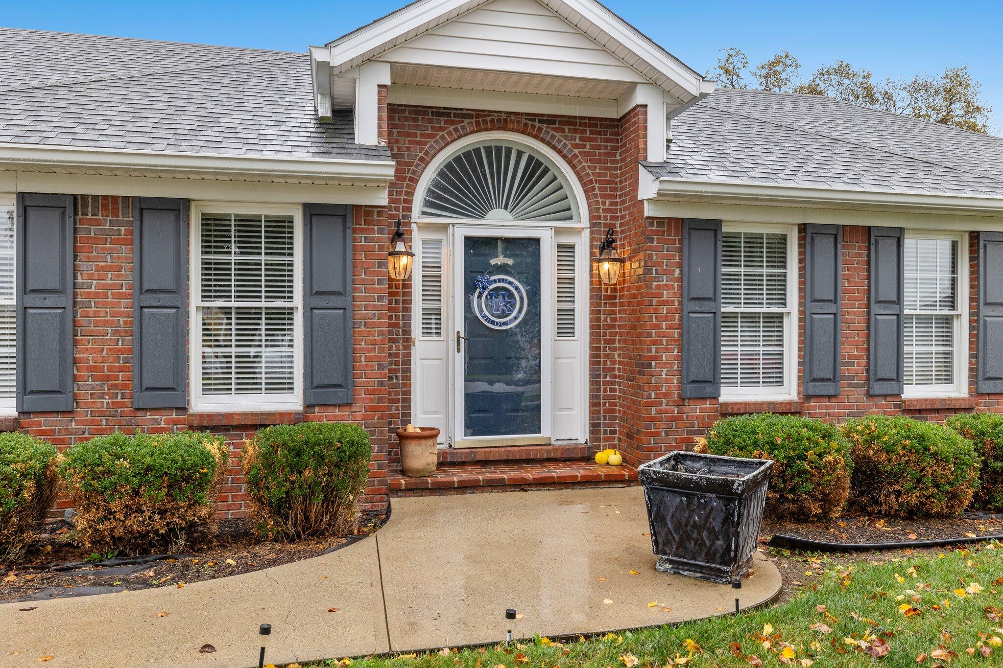 120 Ridgeview Road Danville, KY 40422 - Photo 2 of 33 2-web-or-mls-120-ridgeview-rd