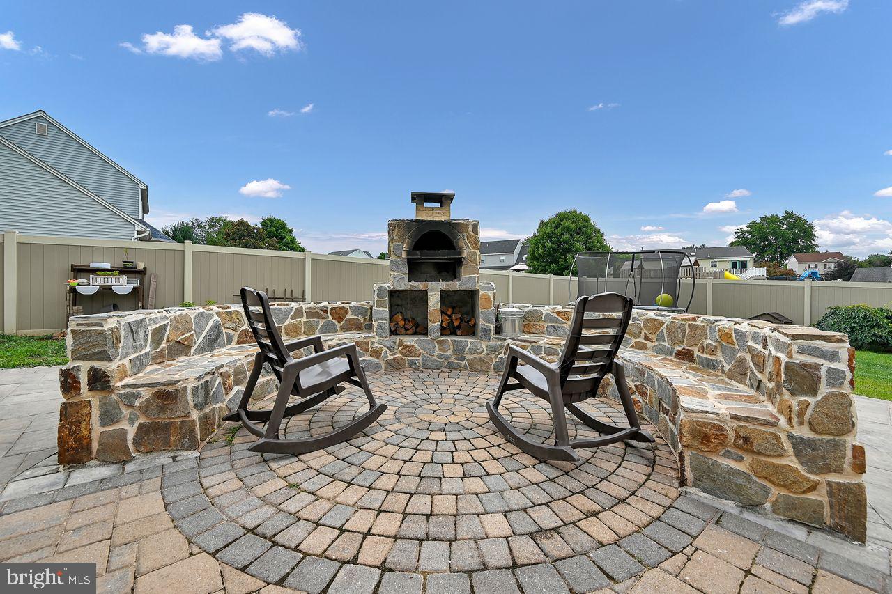 123 Winston Drive York, PA 17408 - Photo 3 of 53