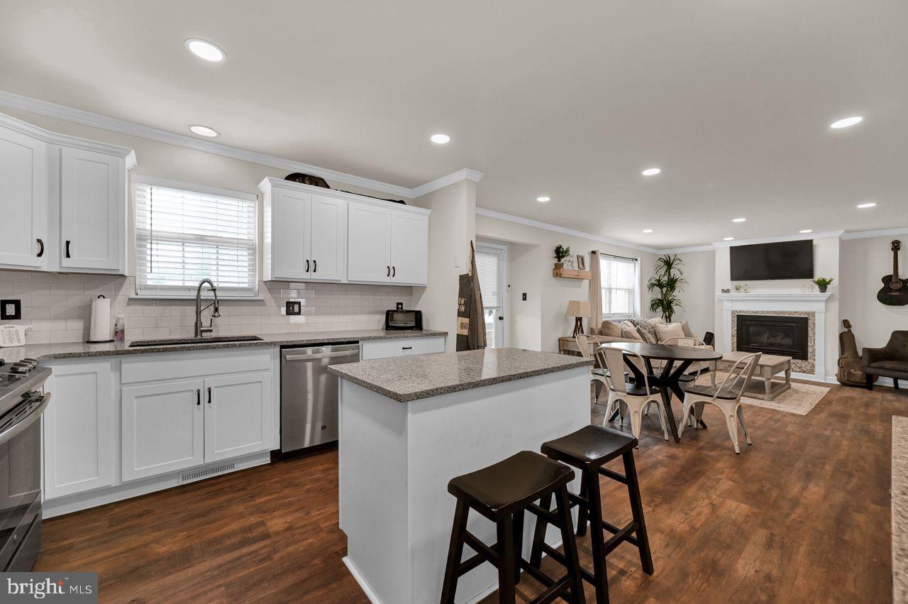 123 Winston Drive York, PA 17408 - Photo 5 of 53