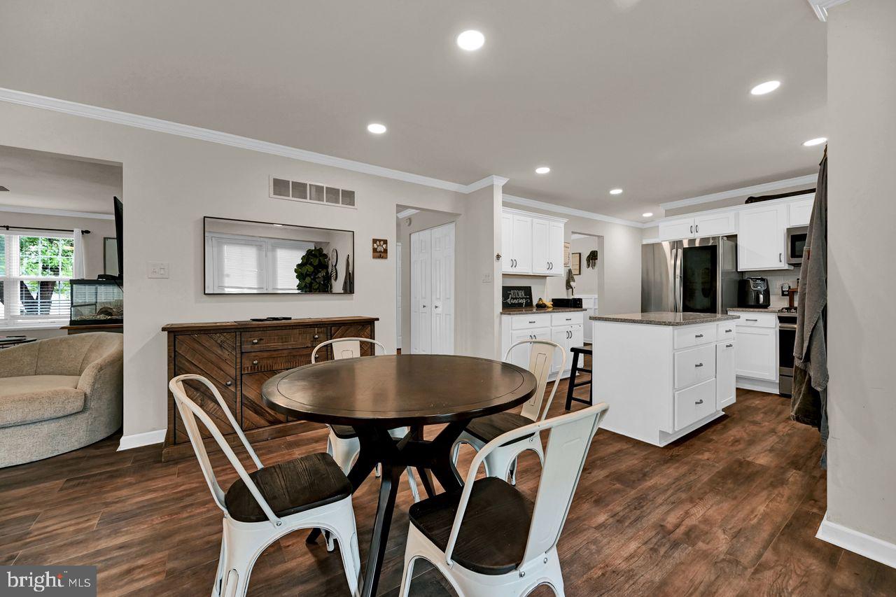 123 Winston Drive York, PA 17408 - Photo 9 of 53