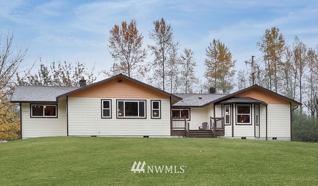 27010 Lower Burnett Road East Buckley, WA 98321 - Photo 1 of 32 Gallery Image 1