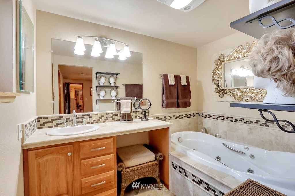 27010 Lower Burnett Road East Buckley, WA 98321 - Photo 18 of 32 Gallery Image 18