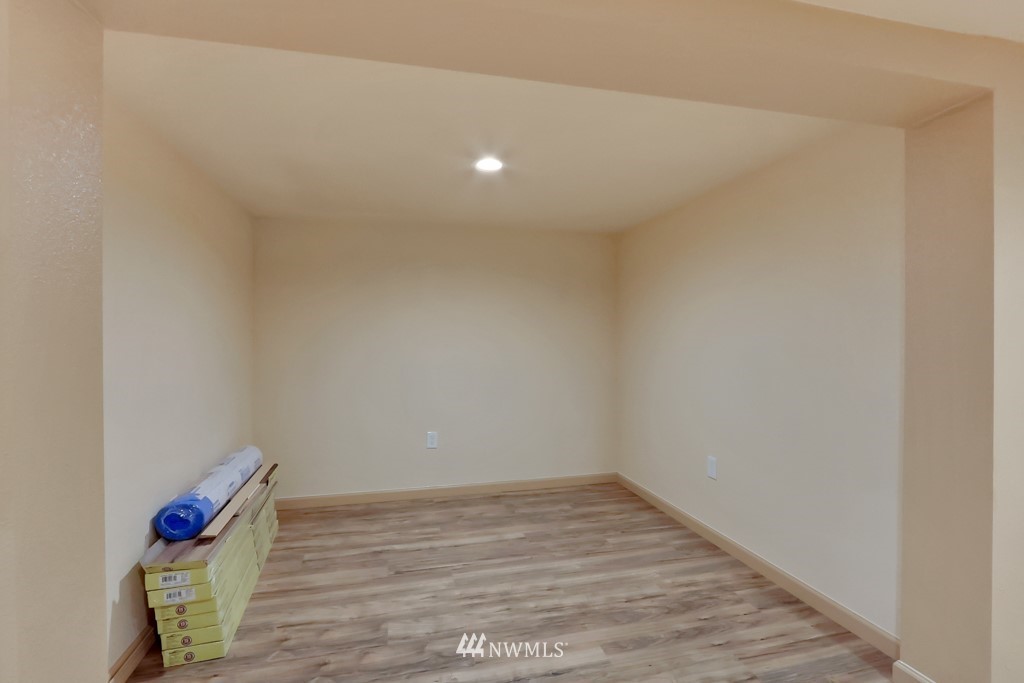 27010 Lower Burnett Road East Buckley, WA 98321 - Photo 23 of 32 Gallery Image 23