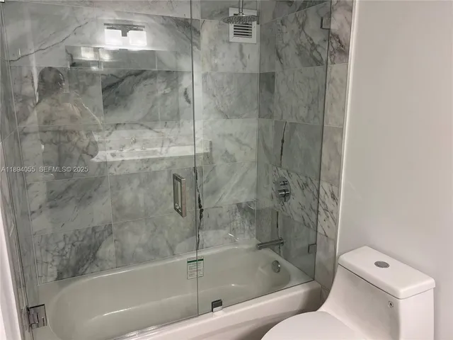 $240,000 | 555 Northeast 15th Street, Unit 411, Miami, FL 33132