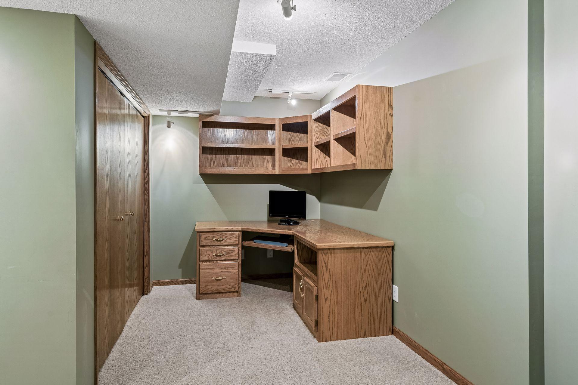 15722 Crystal Path Rosemount, MN 55068 - Photo 52 of 62