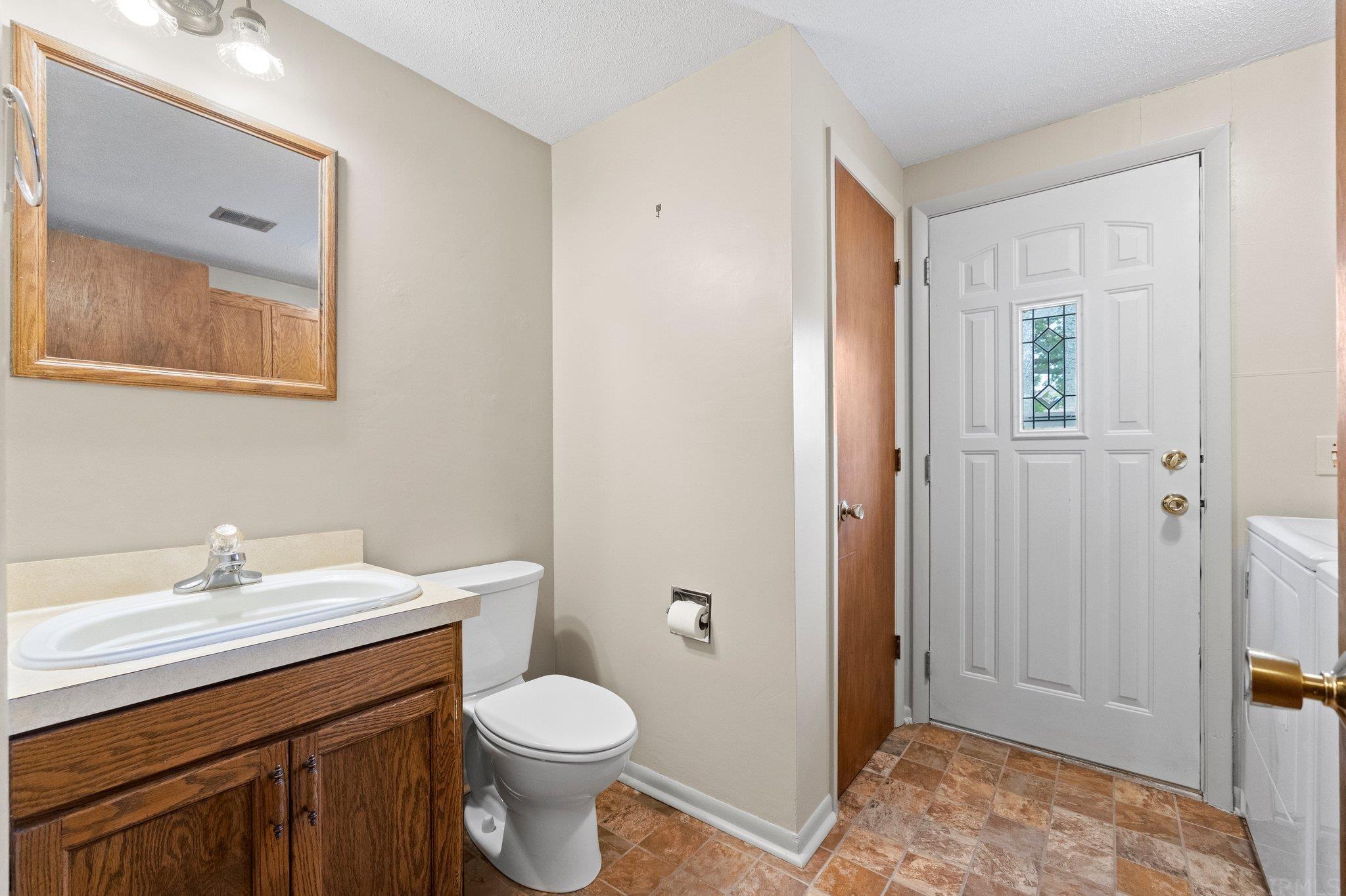 5734 Wheelock Road Fort Wayne, IN 46835 - Photo 16 of 36