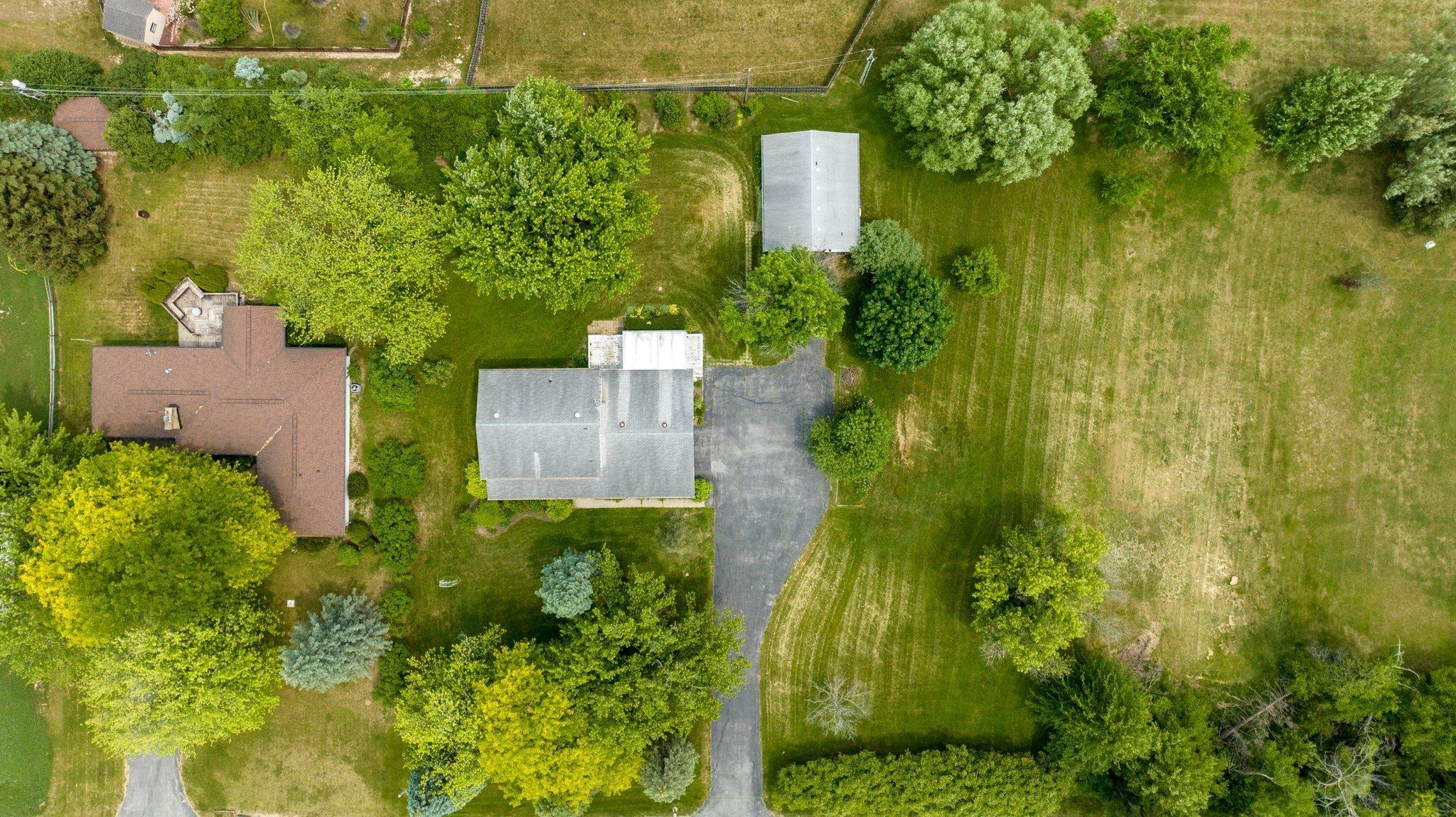 5734 Wheelock Road Fort Wayne, IN 46835 - Photo 5 of 36