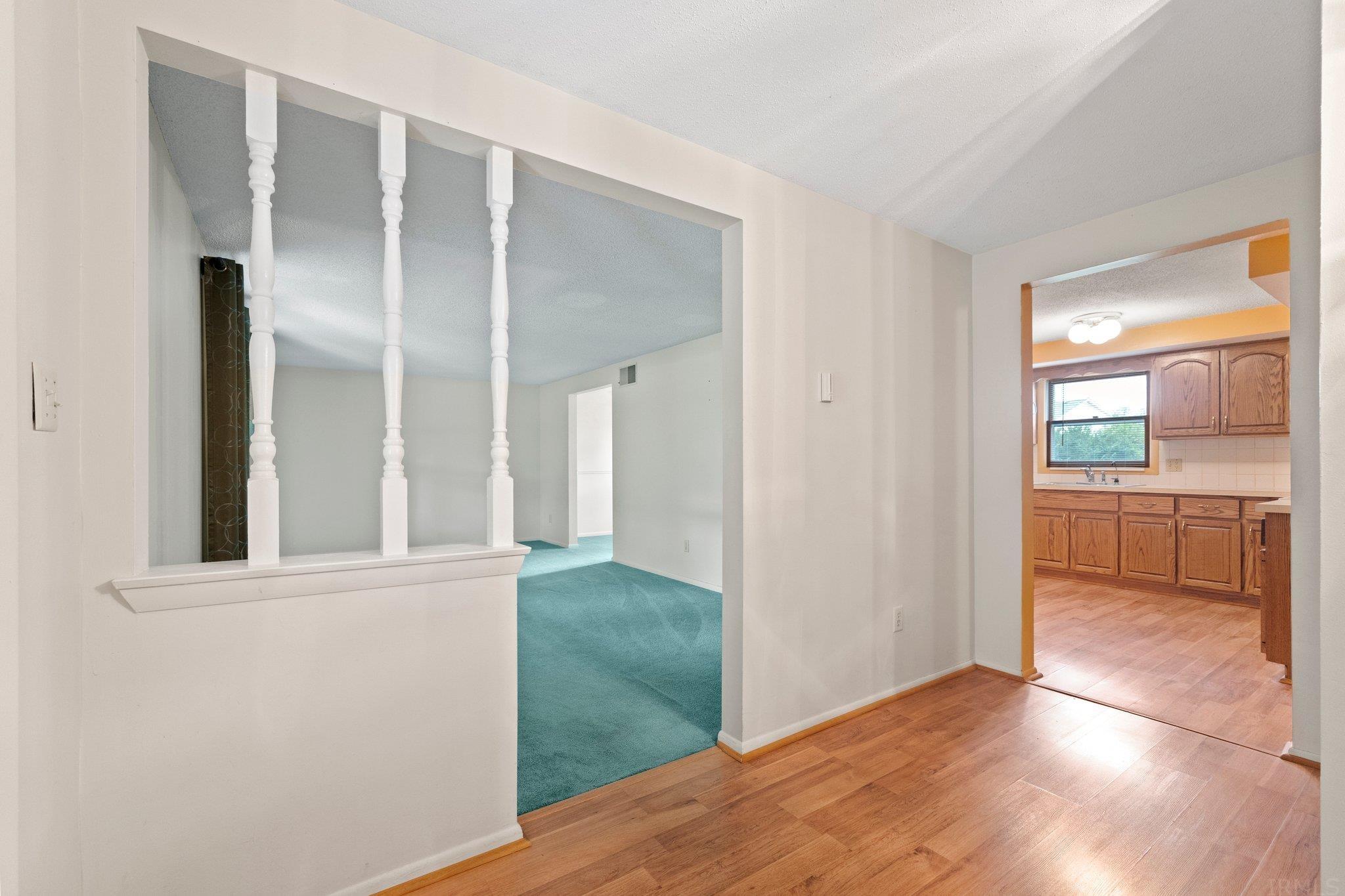 5734 Wheelock Road Fort Wayne, IN 46835 - Photo 8 of 36