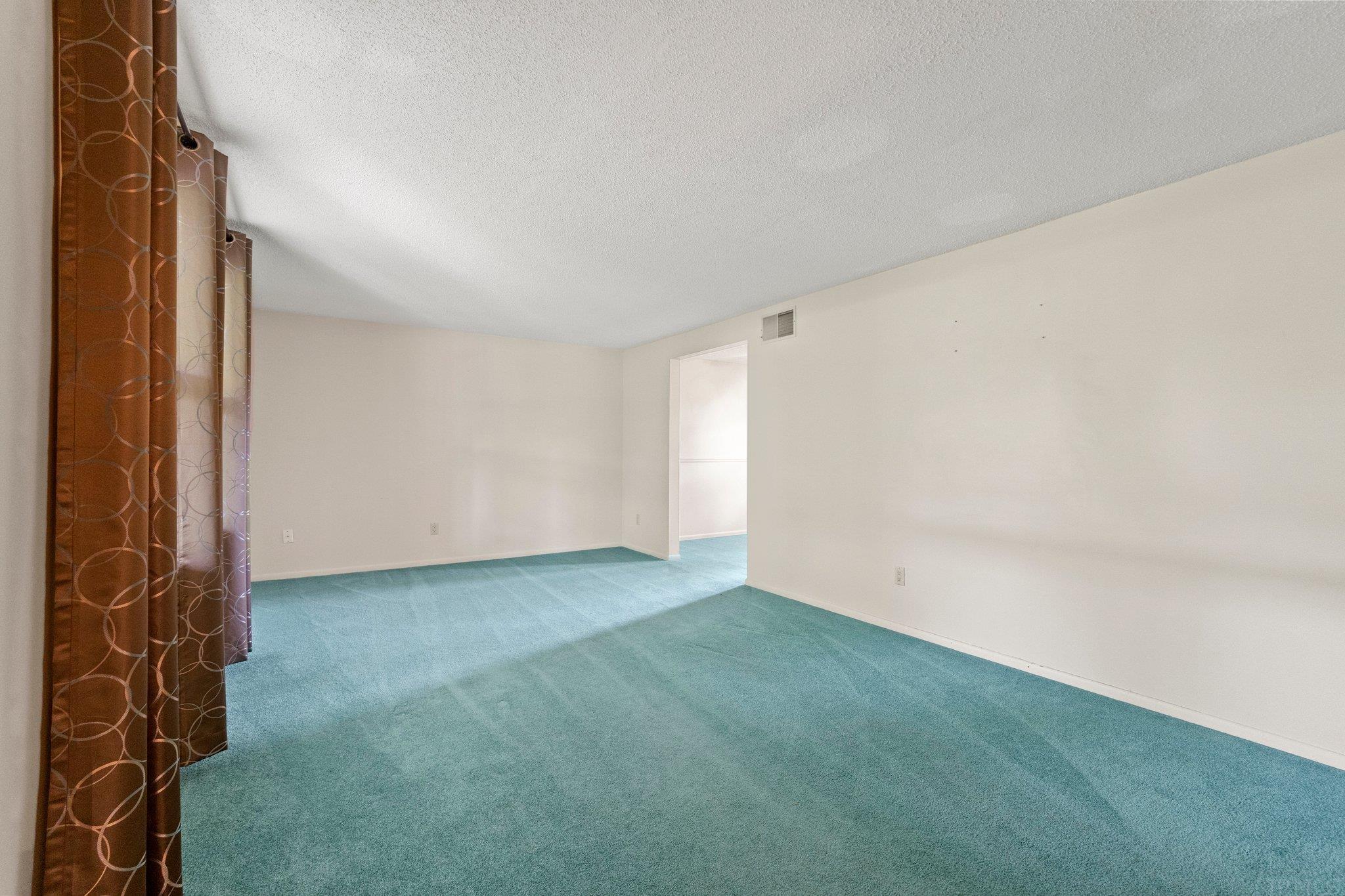 5734 Wheelock Road Fort Wayne, IN 46835 - Photo 10 of 36