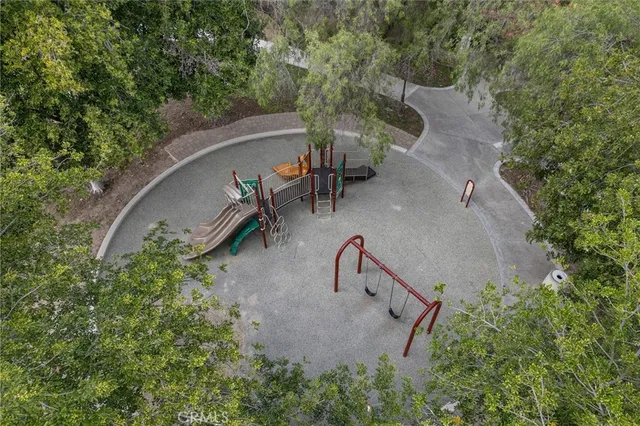 $739,000 | 143 Vía Lampara, Rancho Santa Margarita, CA 92688