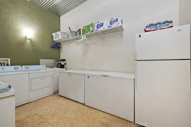 $1,988,880 | 9025 Camp Rock Road, Lucerne Valley, CA 92356