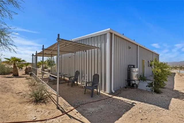 $1,988,880 | 9025 Camp Rock Road, Lucerne Valley, CA 92356