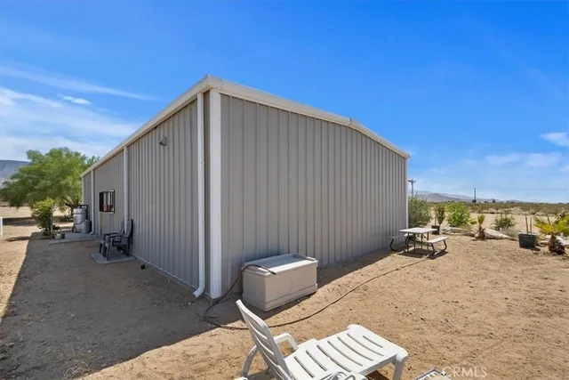 $1,988,880 | 9025 Camp Rock Road, Lucerne Valley, CA 92356