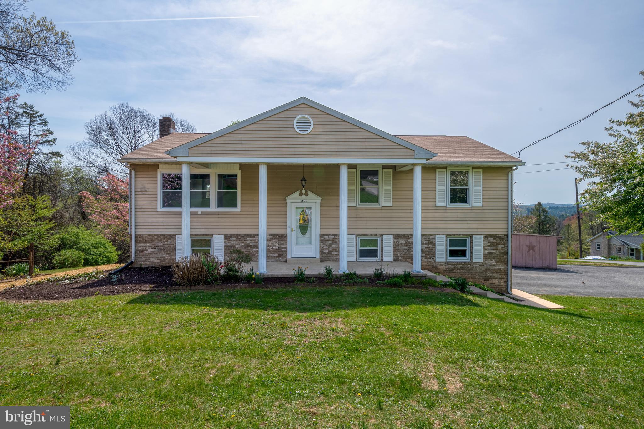 200 Scott Road York, PA 17403 - Photo 1 of 47 Gallery Image 1
