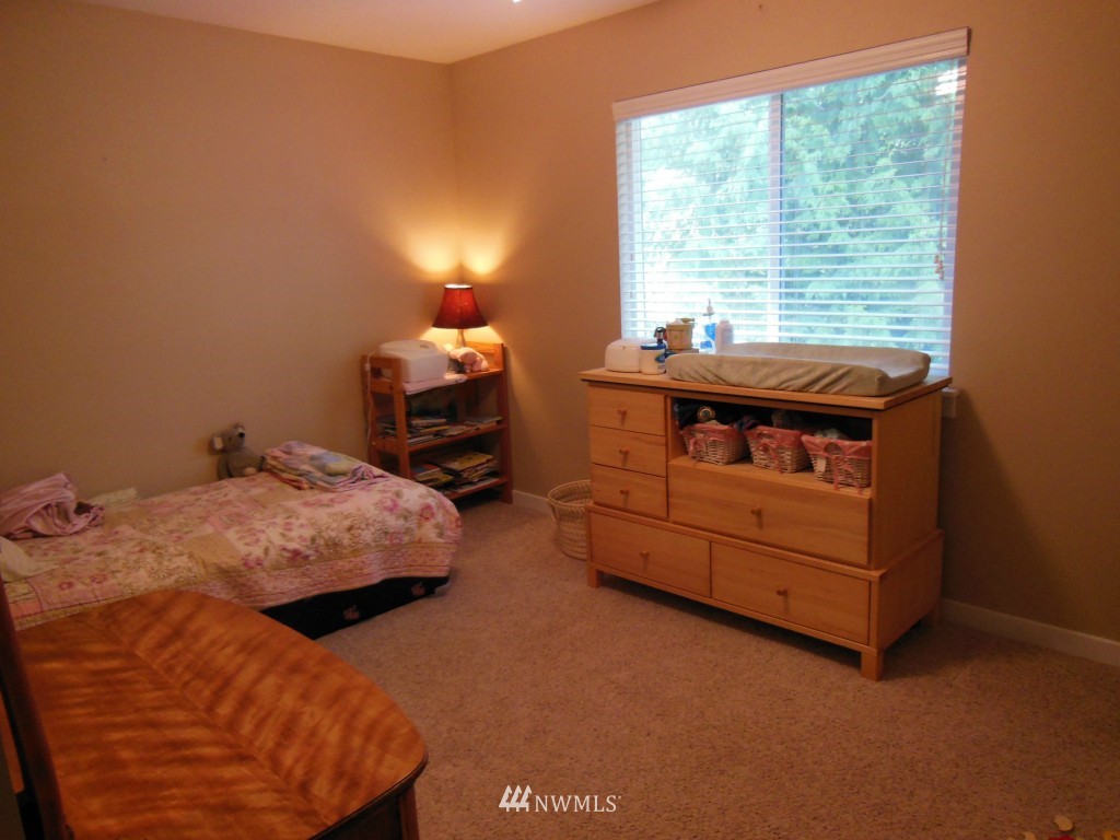 7048 Cedar Flats Road Southwest Olympia, WA 98512 - Photo 12 of 25 Gallery Image 12