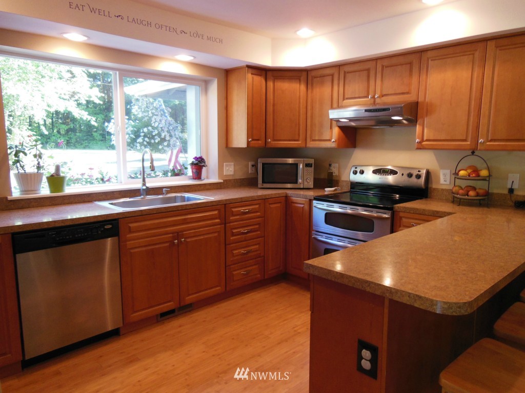 7048 Cedar Flats Road Southwest Olympia, WA 98512 - Photo 3 of 25 Gallery Image 3